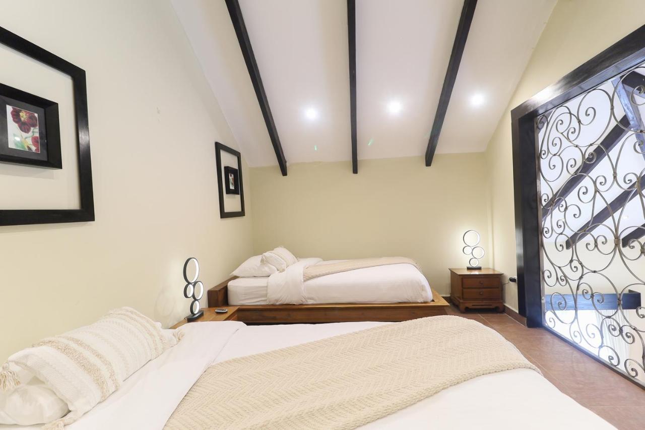 The Riverside 5*